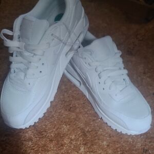 Nike White Women's Sneakers